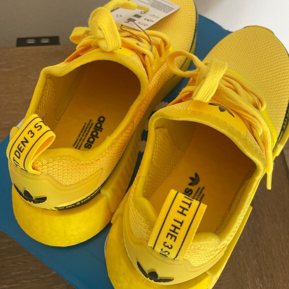 NEW Women's Adidas NMD R1 - Size 7.5  - Yellow With Black - Picture 4 of 8